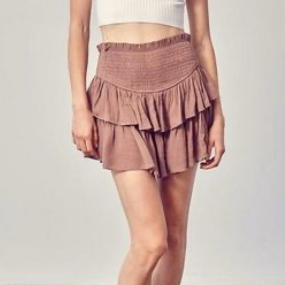 Mustard Seed Silk Smocked Ruffle Skort In Plum